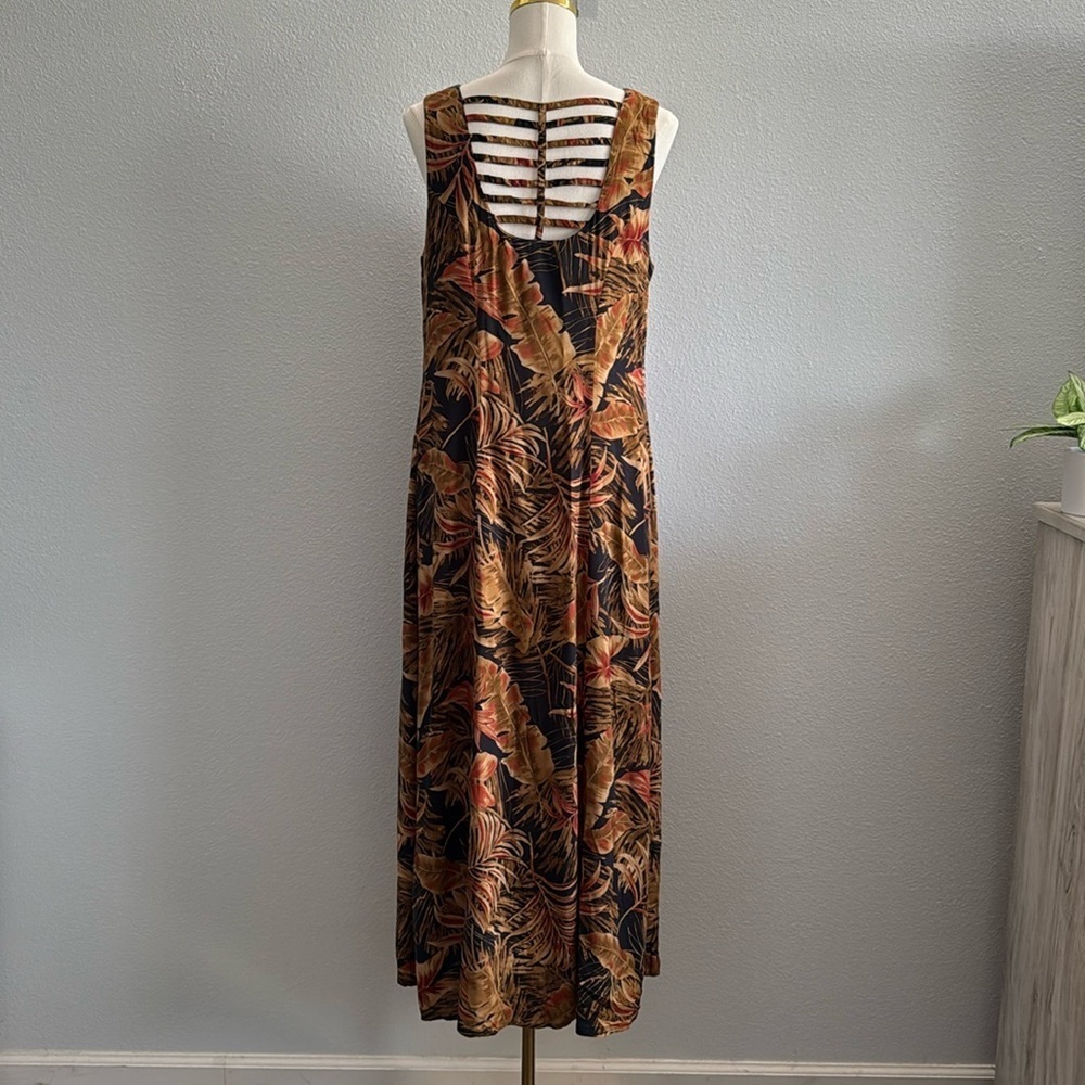 T & Company Leaves Print Maxi Dress Size 12 - Picture 5 of 7